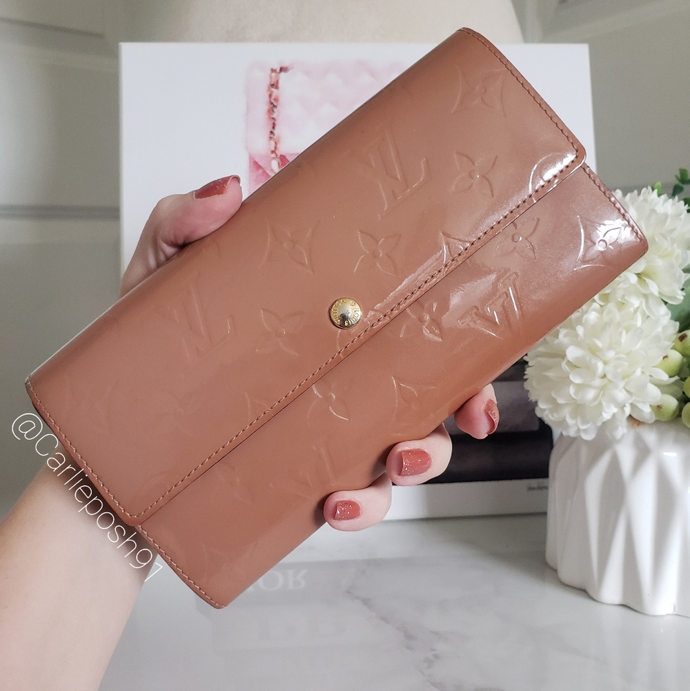 Authentic Pre-owned Louis Vuitton Rose Velours Vernis Flap Wallet